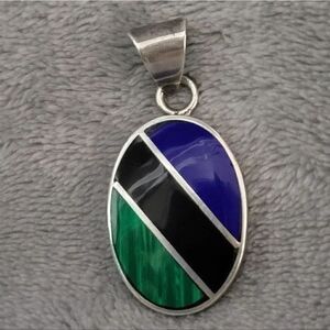 Green/black/blue silver pendant
